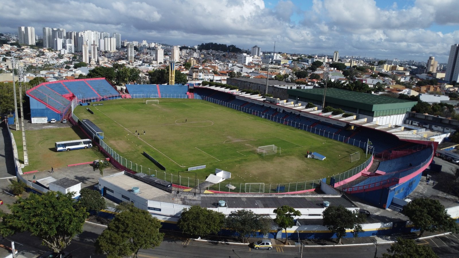 Vista aérea do Estádio Municipal Anacleto Campanella, em São Caetano do Sul